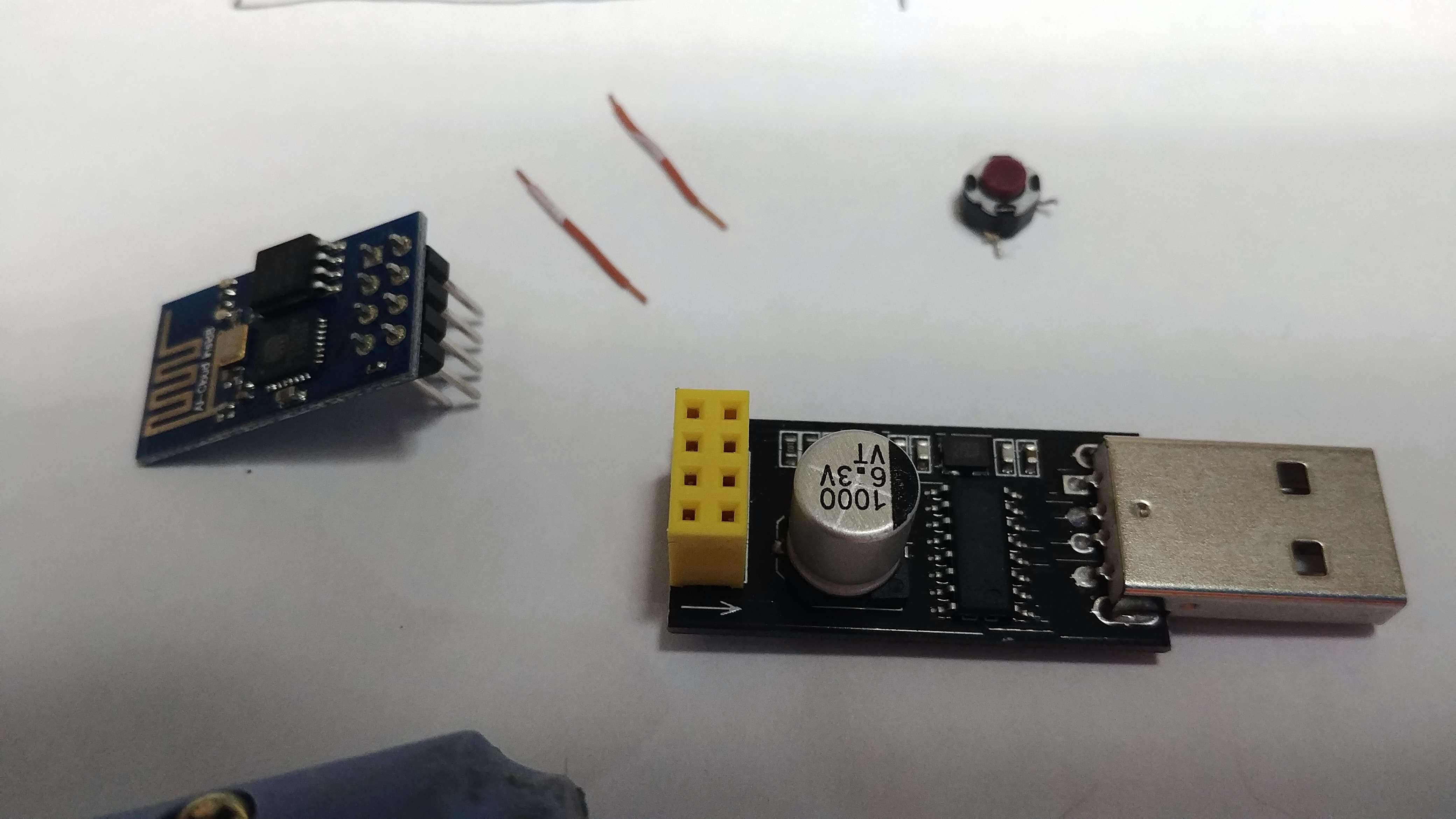 USB vers esp8266 esp-01 série Wireless WIFI Module entwicklungsadapte i9y6 USB vers esp8266 esp-01 série Wireless WIFI Module entwicklungsadapte i9y6
